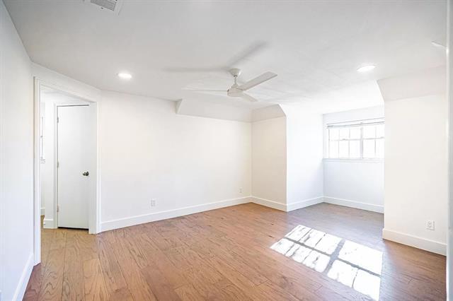 Building Photo - 10538 Barrywood Dr