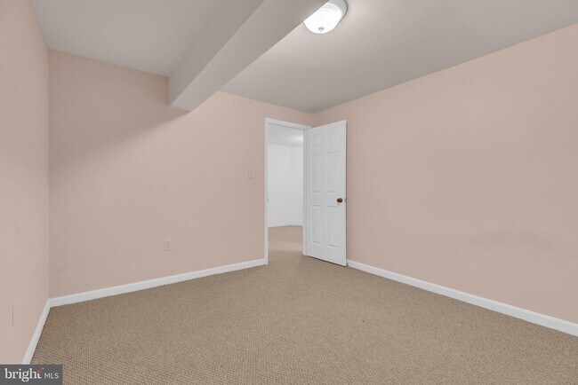 Building Photo - 13072 Autumn Willow Dr