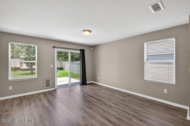 Building Photo - 9099 Tahoe Ln