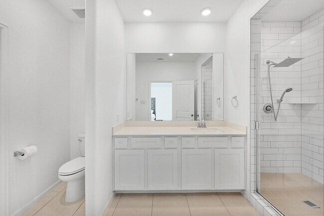 Building Photo - 4027 Balboa Dr
