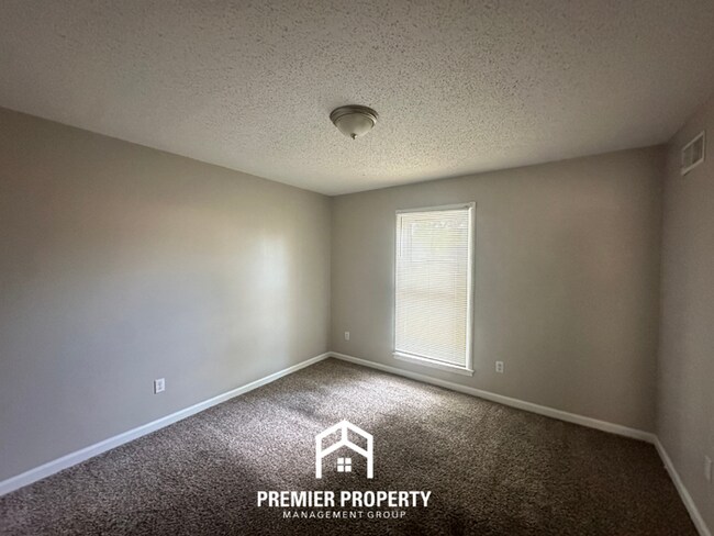 Building Photo - Stunning 3BR/2BA Cordova Home | 1,847 Sq Ft, Sunroom, Stone Fireplace & Hardwood Floors