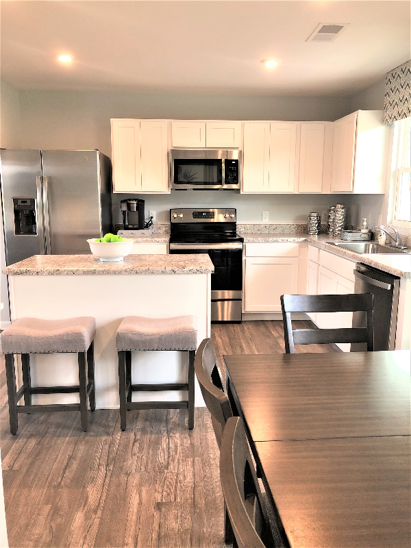 Building Photo - 406 Brookshade Way