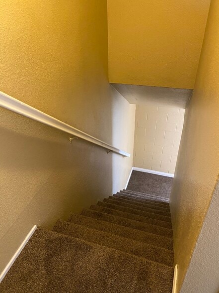 Building Photo - 2812 Marlin Ave