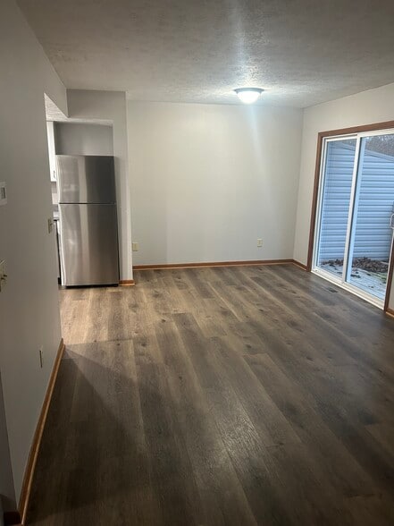 Building Photo - 1650 Secrest Rd