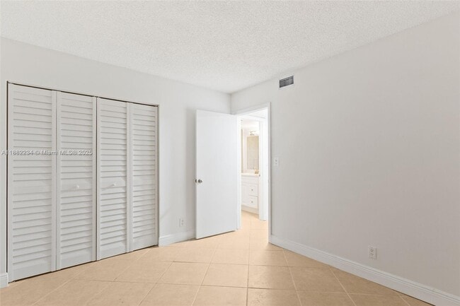 Building Photo - 10501 W Broward Blvd