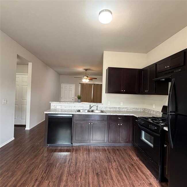 Building Photo - 2044 Autumn Way