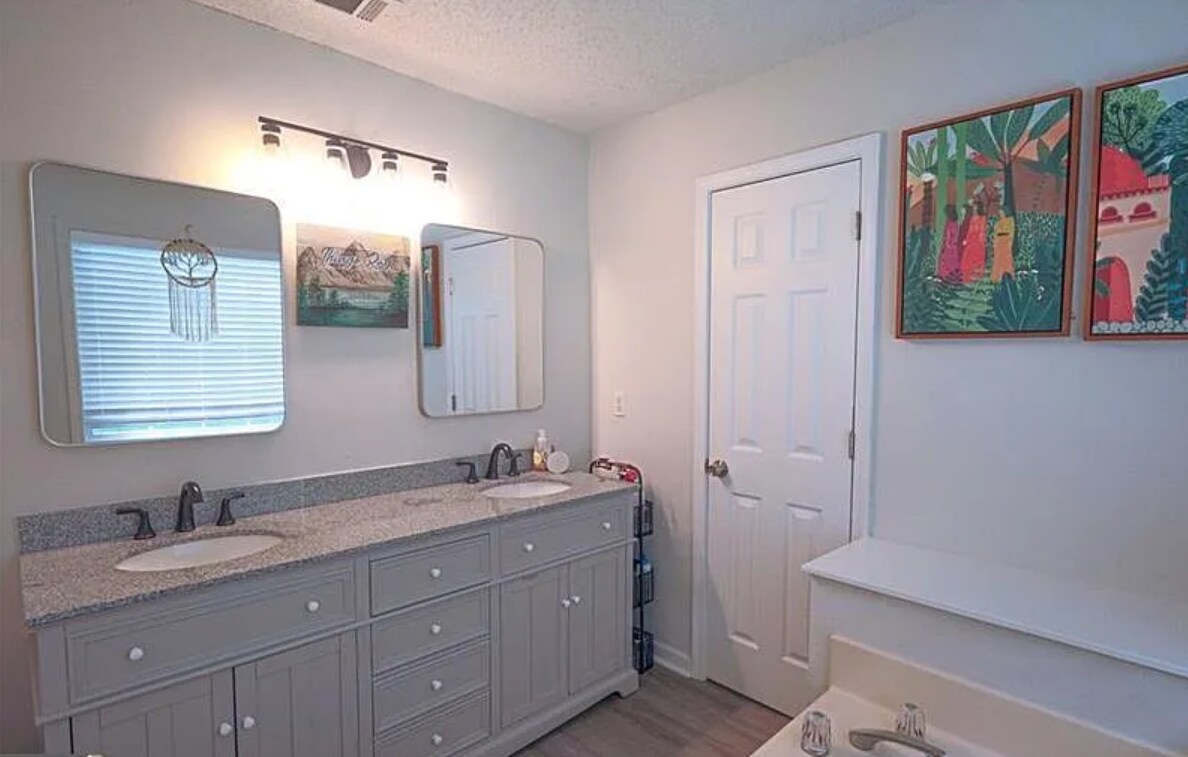 Building Photo - 354 Shoal Ct
