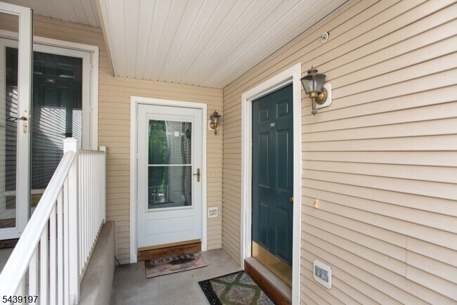 Building Photo - 106 Wallace Ct