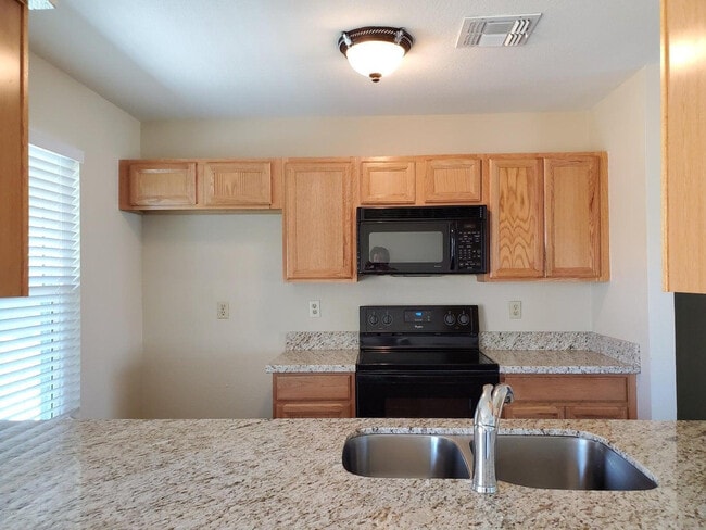 Building Photo - 5513 W Folley St