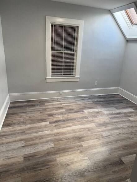 Building Photo - 21 Essex St