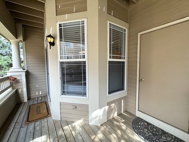 Building Photo - 8465 S Holland Way