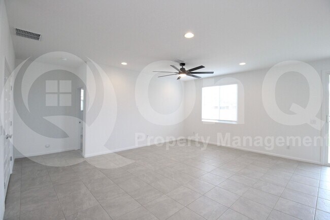 Building Photo - 20900 S 231st Way