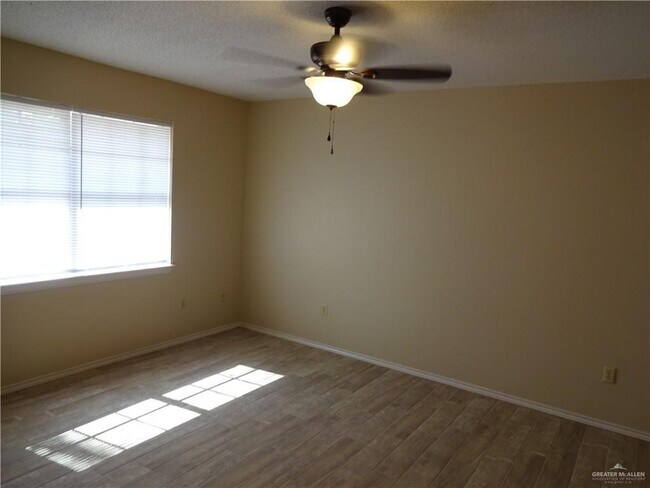 Building Photo - 111 Yuma Ave