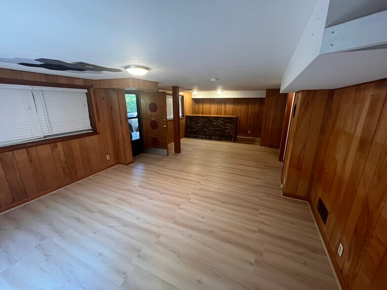 Building Photo - 1431 Southland Vista Ct NE