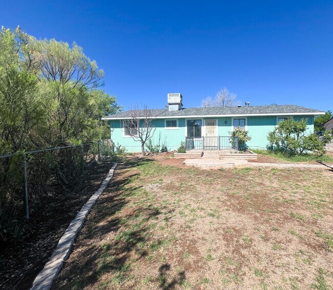 Building Photo - HOUSE - COTTONWOOD