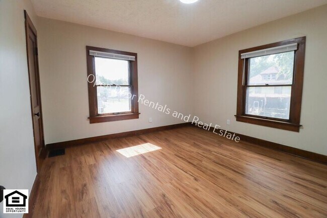 Building Photo - 1109 Park Ave