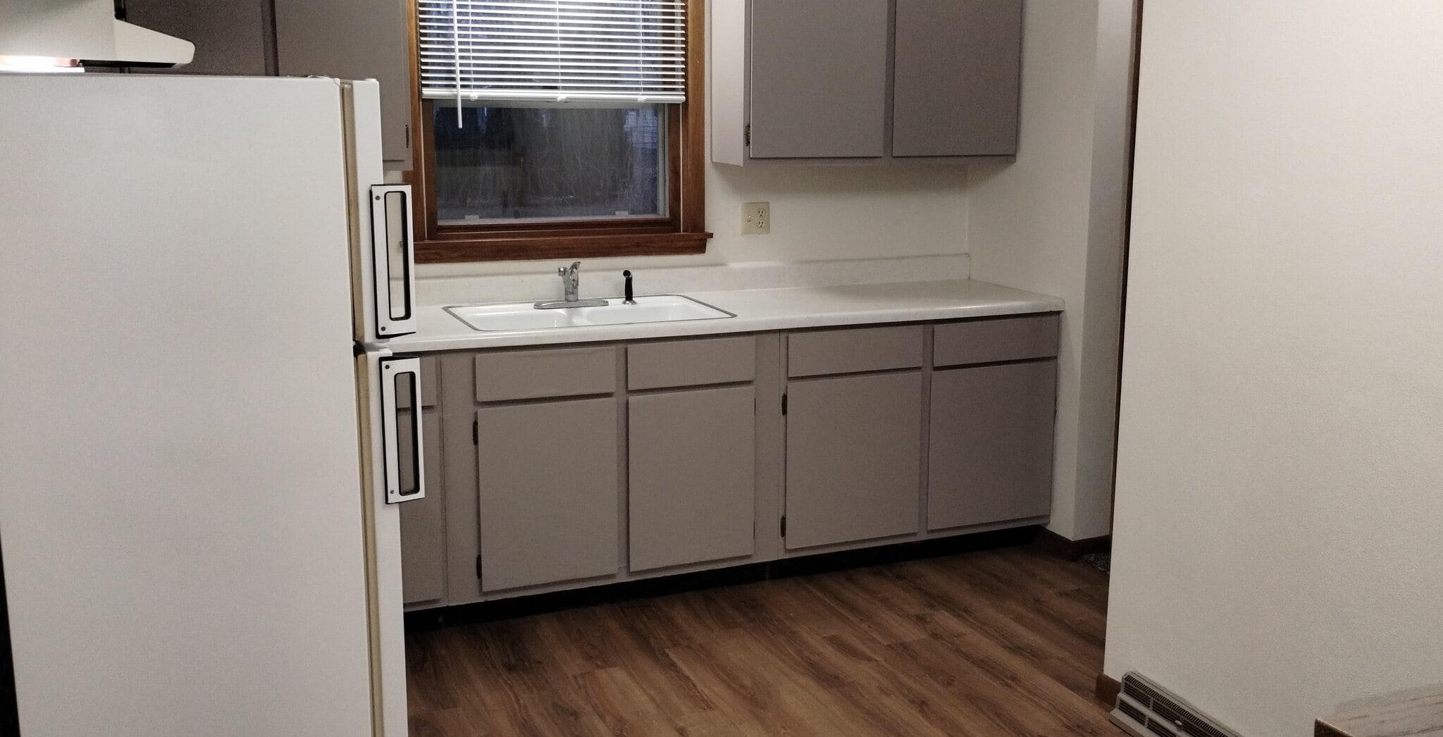 Building Photo - 1825 Ontario Dr