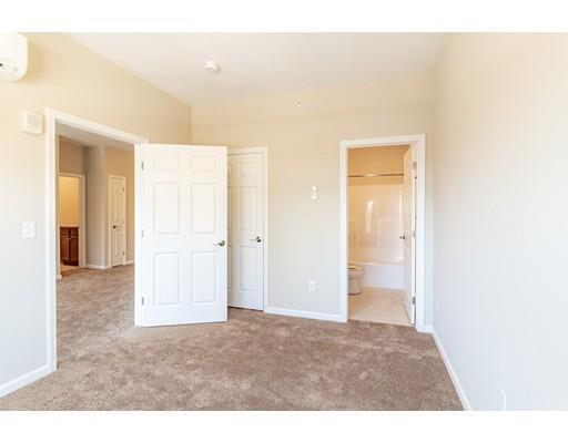 Building Photo - 241 Littleton Rd
