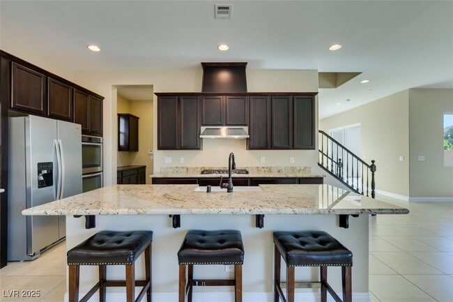 Building Photo - 1919 Foro Romano St