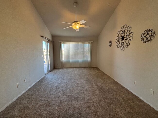Building Photo - 2 Bedroom - 2 Bath Condo