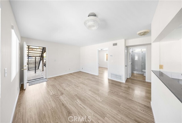 Building Photo - 10225 Fernglen Ave