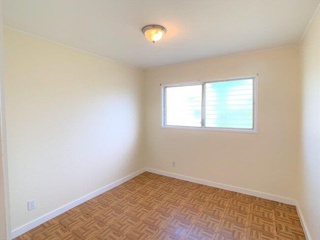 Building Photo - Waimea Apartment For Rent