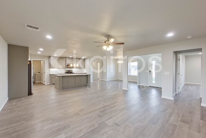 Building Photo - 2803 Bismarck Ave