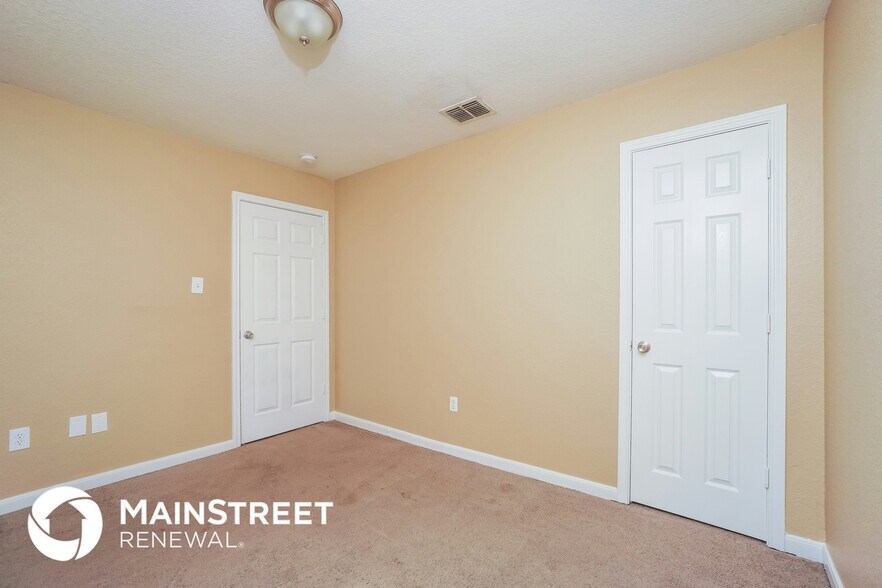 Building Photo - 5822 Blonde Canyon