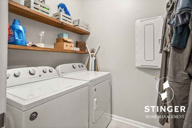 Building Photo - 75 Keowee Ln