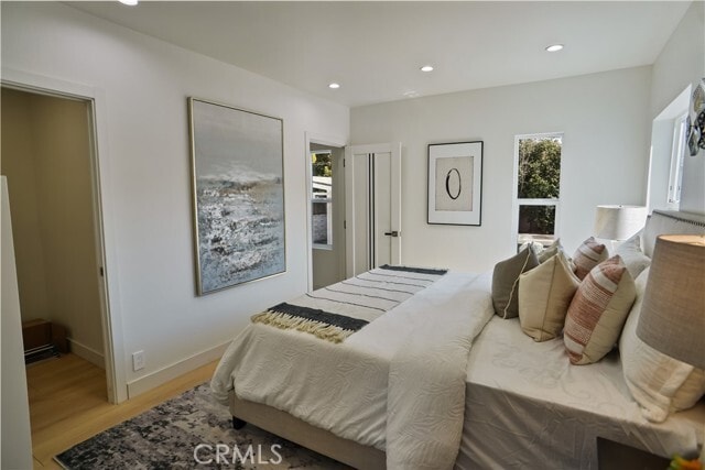 Building Photo - 1636 N Buena Vista St