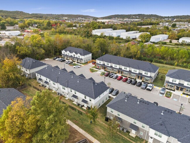 Building Photo - 1935 S Garland Ave