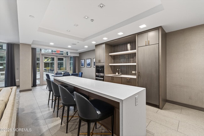 Building Photo - 15 Morris Ave