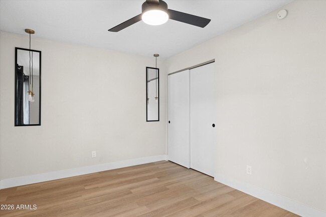 Building Photo - 5117 E Beck Ln