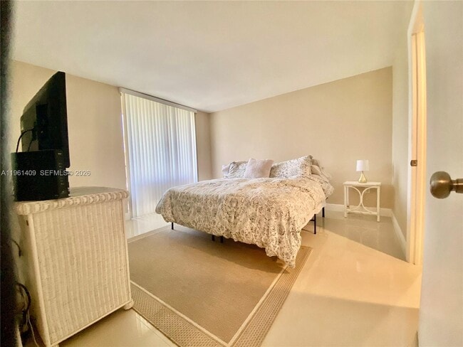 Building Photo - 8035 SW 107th Ave