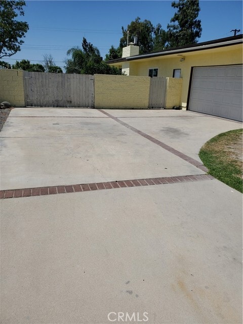 Building Photo - 588 W 17th St