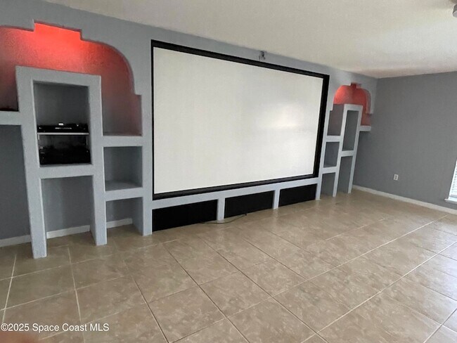 Building Photo - 3072 Chica Cir