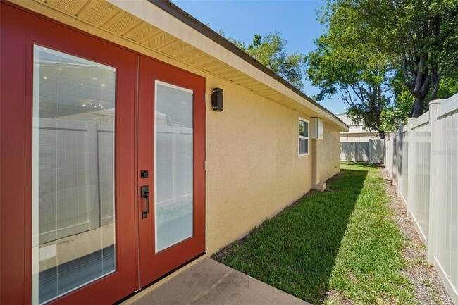 Building Photo - 3123 W La Salle St