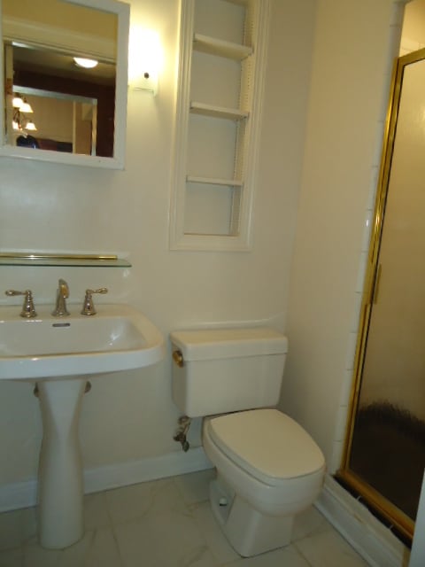 Building Photo - Coming Soon!  Historic and Gorgeous in Middletown - Spacious and Convenient!