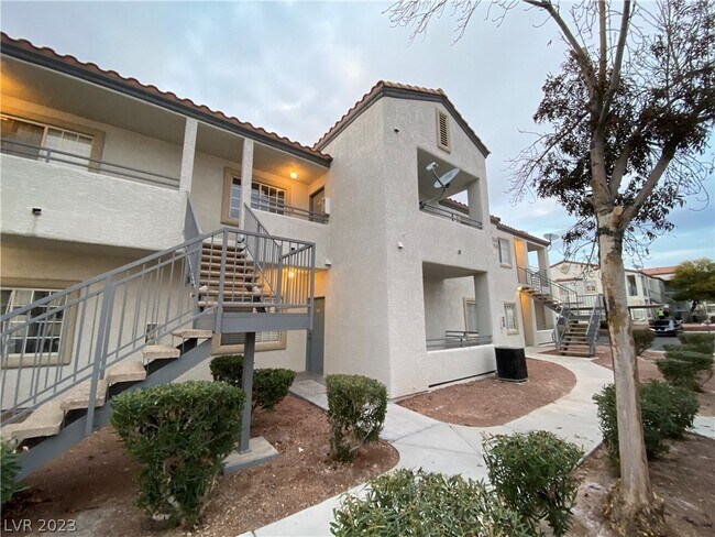 Building Photo - 3318 N Decatur Blvd