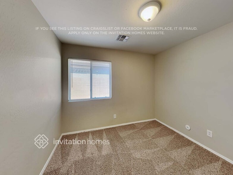 Building Photo - 18591 W Vogel Ave