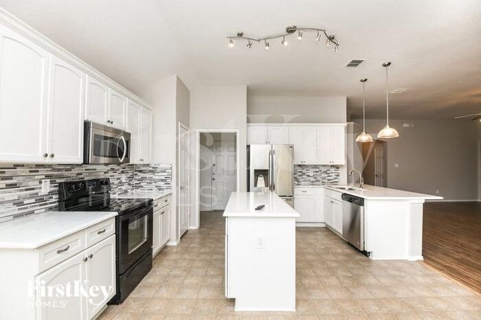 Building Photo - 536 Harbor Crest Rd