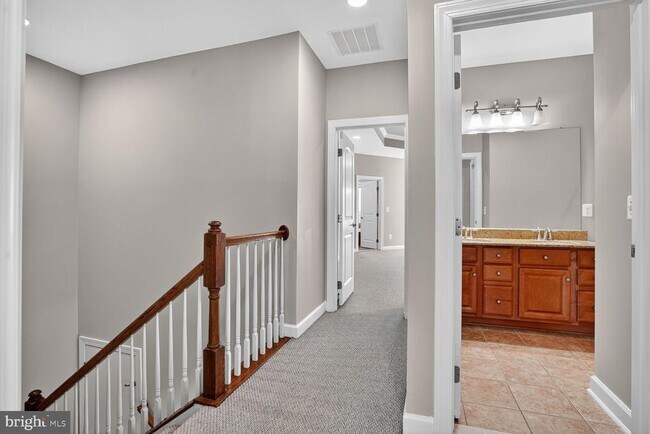 Building Photo - 21285 Park Grove Terrace