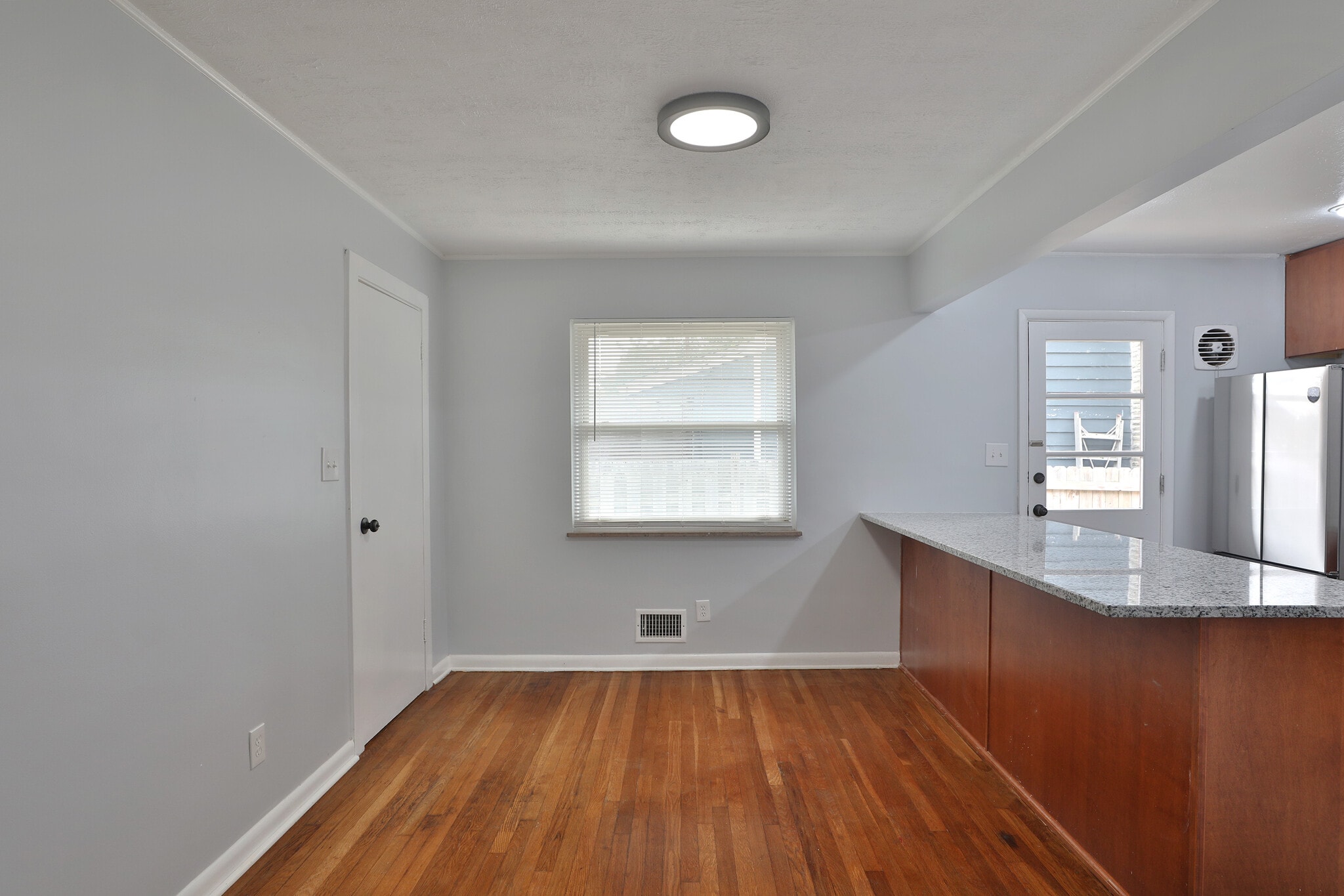 Building Photo - 4474 Starrett Rd