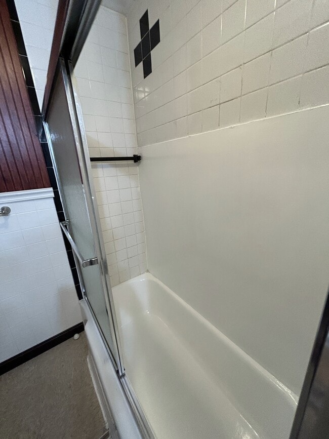 Building Photo - 126 Boswell Ave