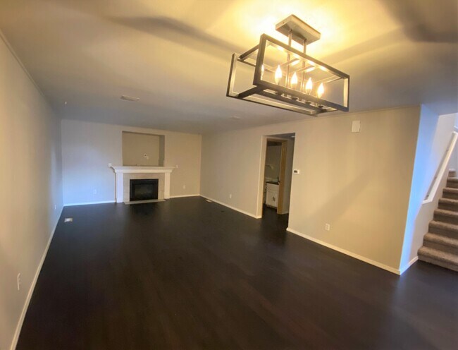 Building Photo - 16110 132nd Ave E