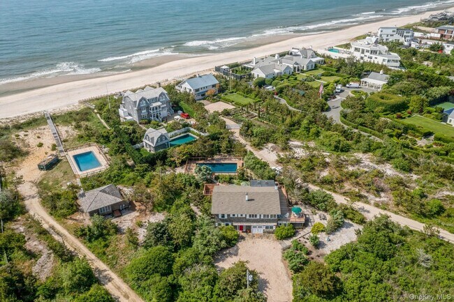 Building Photo - 196 Dune Rd