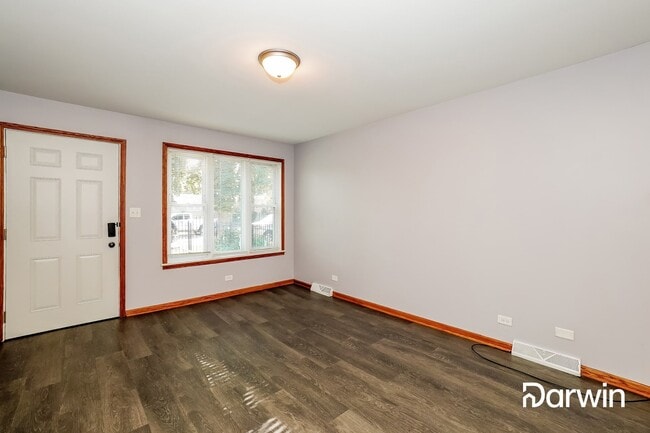 Building Photo - 4507 S Laporte Ave, Chicago, IL 60638