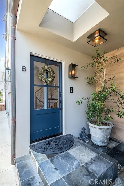 Building Photo - 433 Marine Pl