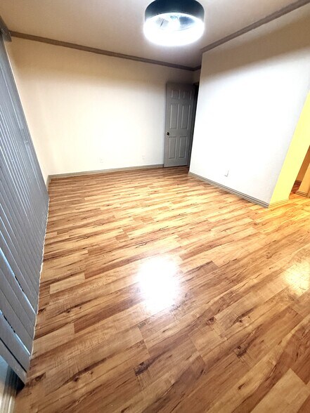 Building Photo - 4557 N O'Connor Rd