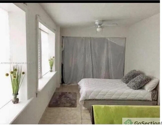 Building Photo - 2402 NW 42nd St